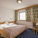 Schneeberger Guest house Mayrhofen