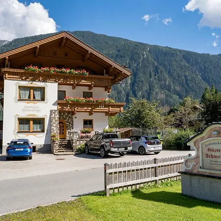 Guest house Schneeberger Mayrhofen