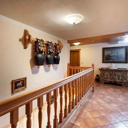 Gaestehaus Schneeberger بيت ضيافة
