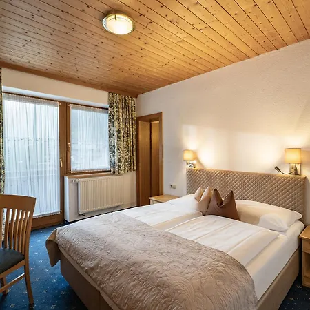 Гостьовий будинок Gaestehaus Schneeberger