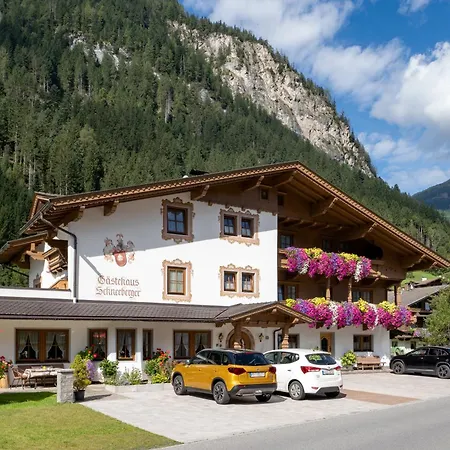Gaestehaus Schneeberger Гостьовий будинок Майргофен